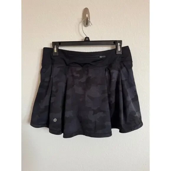 Lululemon Women’s Pace Rival Black Camo Skort Mid Rise Size 8 Athletic skirt